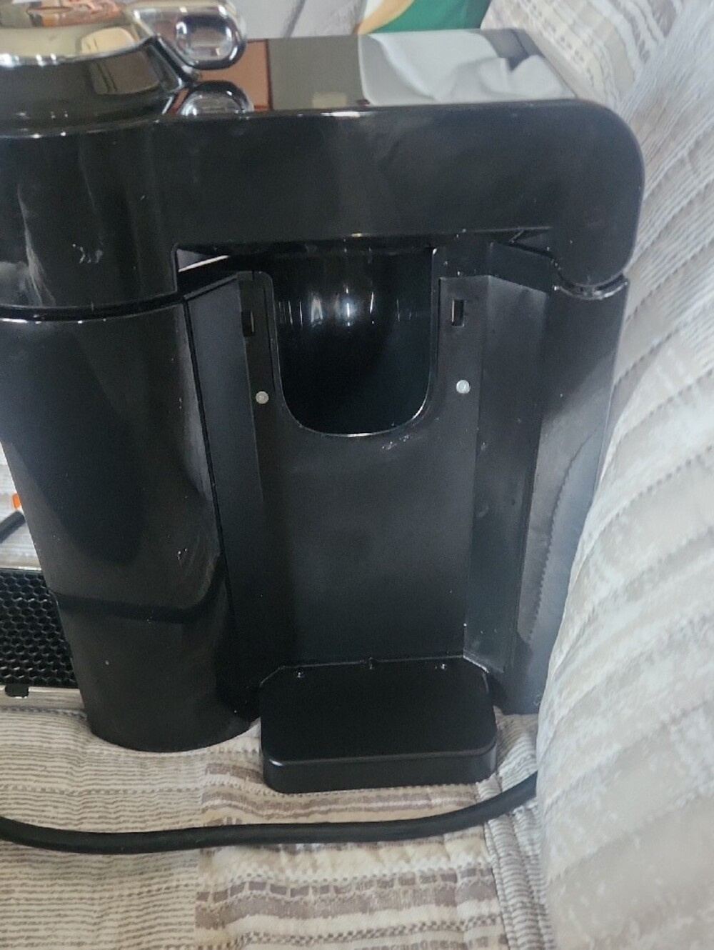 Coffee Machine Nespresso - Picture 9 of 12